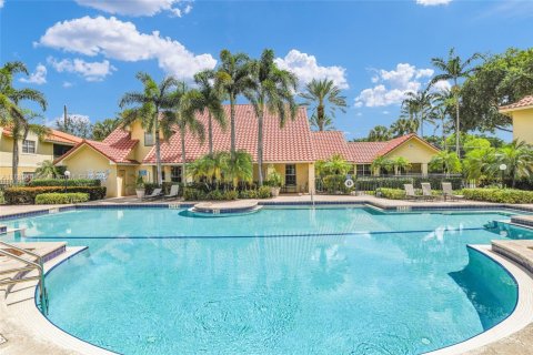 Copropriété à vendre à Pompano Beach, Floride: 1 chambre, 75.53 m2 № 2013308 - photo 30