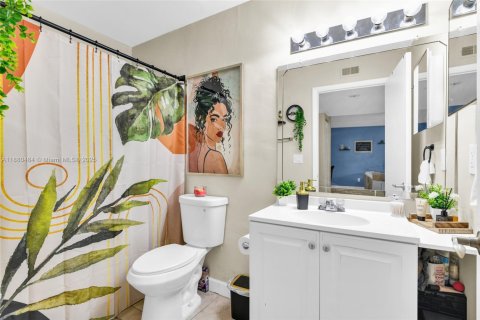 Copropriété à vendre à Pompano Beach, Floride: 1 chambre, 75.53 m2 № 2013308 - photo 18