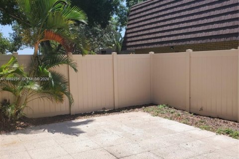 Condominio en venta en West Palm Beach, Florida, 2 dormitorios, 114.83 m2 № 2077707 - foto 3