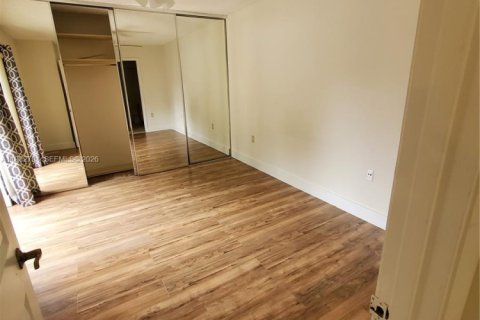 Condominio en venta en West Palm Beach, Florida, 2 dormitorios, 114.83 m2 № 2077707 - foto 12
