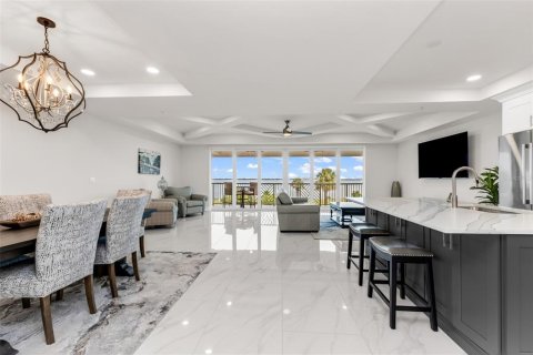 Condo in Punta Gorda, Florida, 2 bedrooms  № 2396377 - photo 3