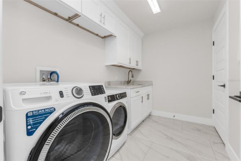 Condo in Punta Gorda, Florida, 2 bedrooms  № 2396377 - photo 24