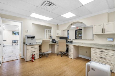 Immobilier commercial à vendre à Tampa, Floride: 370.68 m2 № 1754988 - photo 6