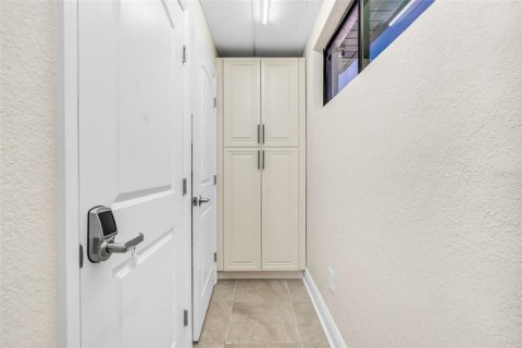 Immobilier commercial à vendre à Tampa, Floride: 370.68 m2 № 1754988 - photo 12