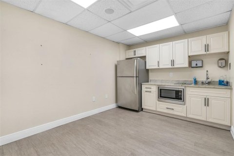 Immobilier commercial à vendre à Tampa, Floride: 370.68 m2 № 1754988 - photo 20