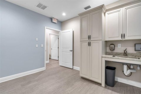 Immobilier commercial à vendre à Tampa, Floride: 370.68 m2 № 1754988 - photo 28
