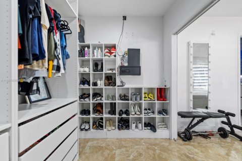 Купить виллу или дом в Майами, Флорида 6 спален, 171.4м2, № 1960730 - фото 23