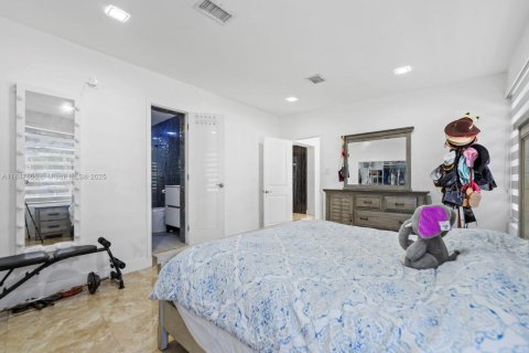 Купить виллу или дом в Майами, Флорида 6 спален, 171.4м2, № 1960730 - фото 20