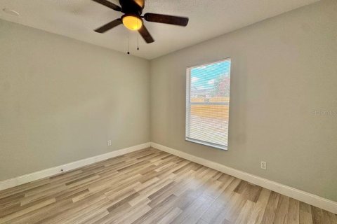 Villa ou maison à louer à Tampa, Floride: 4 chambres, 123.75 m2 № 2112145 - photo 29