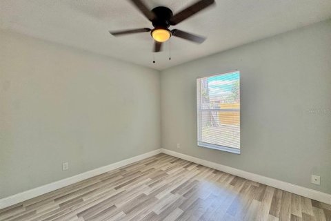 Villa ou maison à louer à Tampa, Floride: 4 chambres, 123.75 m2 № 2112145 - photo 22