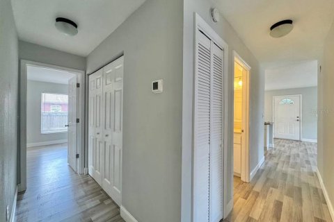 Villa ou maison à louer à Tampa, Floride: 4 chambres, 123.75 m2 № 2112145 - photo 30