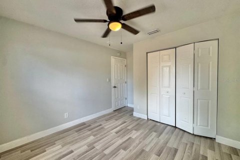 Villa ou maison à louer à Tampa, Floride: 4 chambres, 123.75 m2 № 2112145 - photo 24
