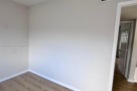 Copropriété à vendre à Plantation, Floride: 2 chambres, 87.14 m2 № 2004404 - photo 21