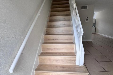 Copropriété à vendre à Plantation, Floride: 2 chambres, 87.14 m2 № 2004404 - photo 12