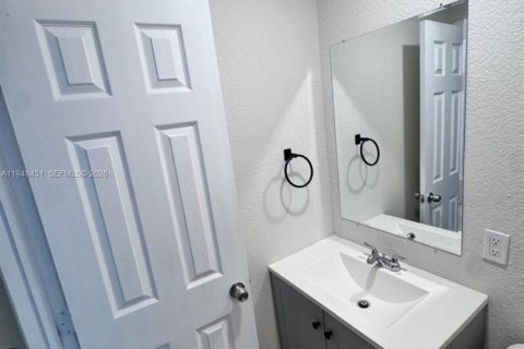 Copropriété à vendre à Plantation, Floride: 2 chambres, 87.14 m2 № 2004404 - photo 10