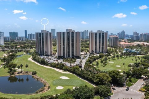 Copropriété à vendre à Aventura, Floride: 2 chambres, 121.98 m2 № 1936298 - photo 4