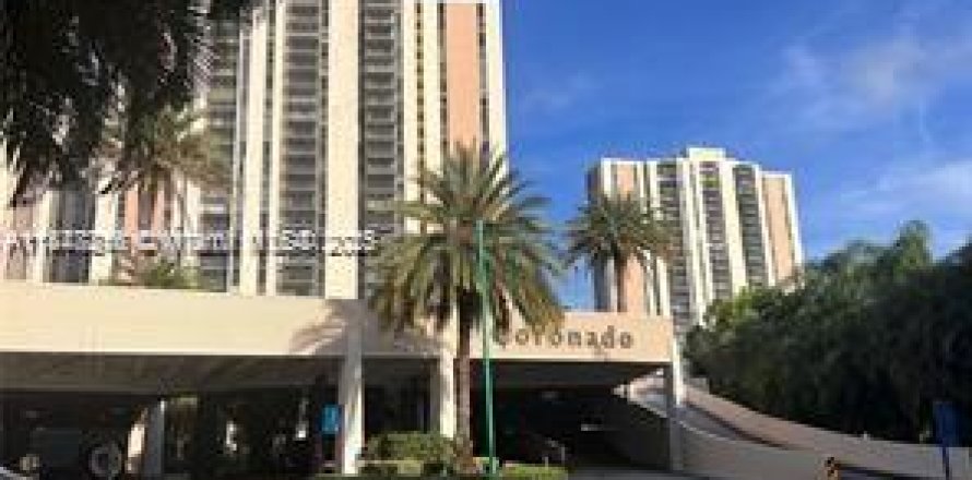 Condo à Aventura, Floride, 2 chambres  № 1936298