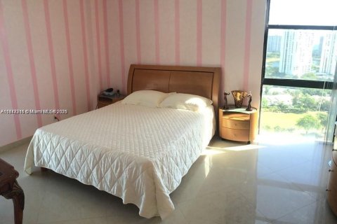 Copropriété à vendre à Aventura, Floride: 2 chambres, 121.98 m2 № 1936298 - photo 13