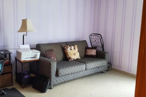 Copropriété à vendre à Aventura, Floride: 2 chambres, 121.98 m2 № 1936298 - photo 10