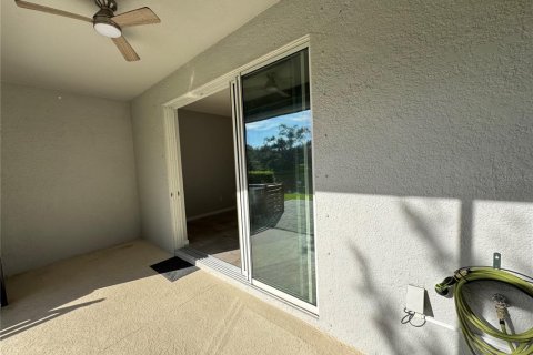 Touwnhouse à vendre à Sarasota, Floride: 3 chambres, 168.99 m2 № 2411650 - photo 7