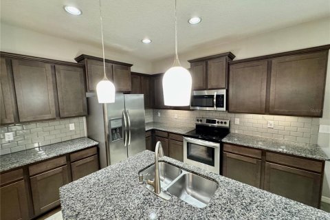Touwnhouse à vendre à Sarasota, Floride: 3 chambres, 168.99 m2 № 2411650 - photo 15