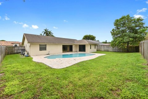 Casa en venta en Boca Raton, Florida, 4 dormitorios, 183.2 m2 № 2385477 - foto 4