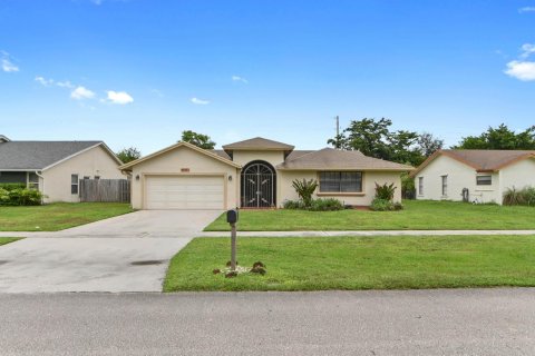Casa en venta en Boca Raton, Florida, 4 dormitorios, 183.2 m2 № 2385477 - foto 2