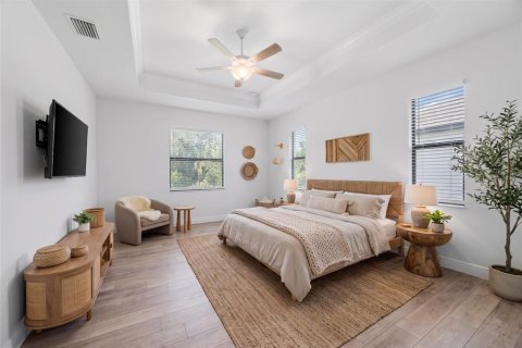 Casa en venta en North Port, Florida, 4 dormitorios, 180.97 m2 № 2225566 - foto 5