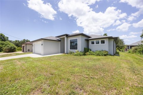 Casa en venta en North Port, Florida, 4 dormitorios, 180.97 m2 № 2225566 - foto 6