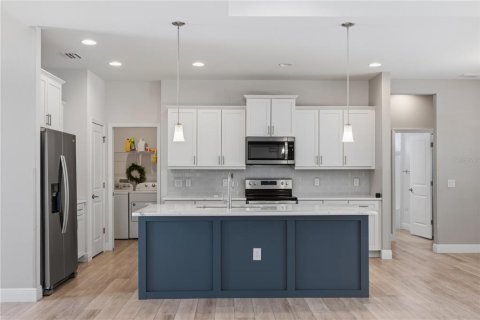 Casa en venta en North Port, Florida, 4 dormitorios, 180.97 m2 № 2225566 - foto 9