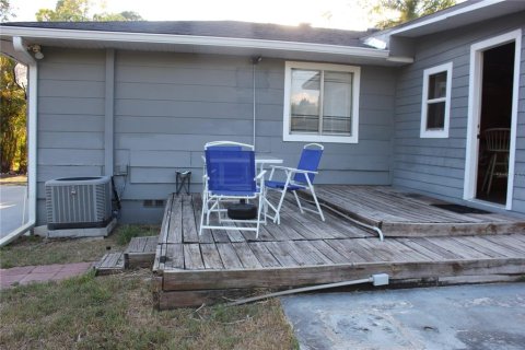 House in Punta Gorda, Florida 4 bedrooms, 214.88 sq.m. № 2232539 - photo 29