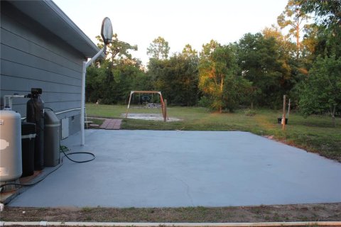 House in Punta Gorda, Florida 4 bedrooms, 214.88 sq.m. № 2232539 - photo 27