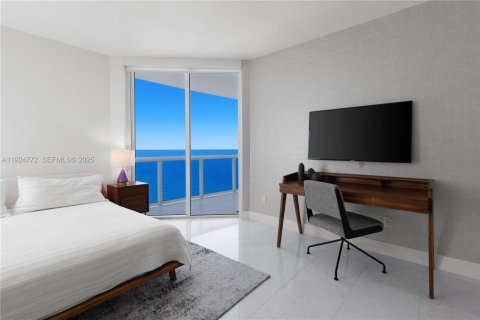 Снять в аренду кондоминиум в Холливуд, Флорида 3 спальни, 193.98м2, № 1987503 - фото 21