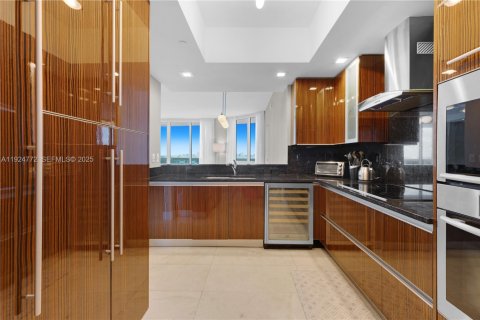 Снять в аренду кондоминиум в Холливуд, Флорида 3 спальни, 193.98м2, № 1987503 - фото 19