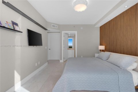 Снять в аренду кондоминиум в Холливуд, Флорида 3 спальни, 193.98м2, № 1987503 - фото 29