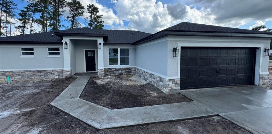 Casa en Deltona, Florida 4 dormitorios, 172.52 m2 № 1885317