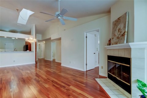 House in Clearwater, Florida 2 bedrooms, 128.39 sq.m. № 1899776 - photo 11