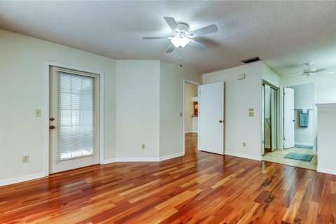 House in Clearwater, Florida 2 bedrooms, 128.39 sq.m. № 1899776 - photo 15