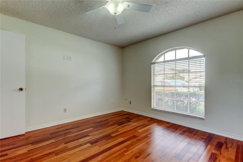 House in Clearwater, Florida 2 bedrooms, 128.39 sq.m. № 1899776 - photo 19