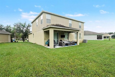 House in Tampa, Florida 5 bedrooms, 215.53 sq.m. № 2409999 - photo 29