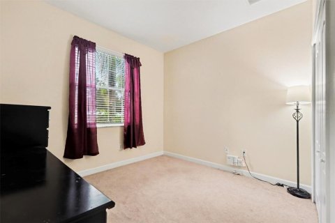 House in Tampa, Florida 5 bedrooms, 215.53 sq.m. № 2409999 - photo 24