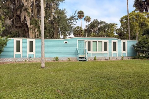 Appartement à Astor, Floride 2 chambres, 68 m2 № 2386775