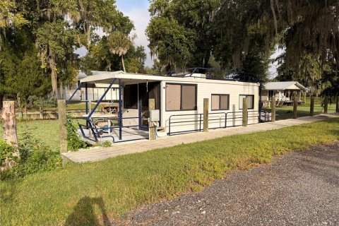 Appartement à louer à Astor, Floride: 2 chambres, 68 m2 № 2386775 - photo 2
