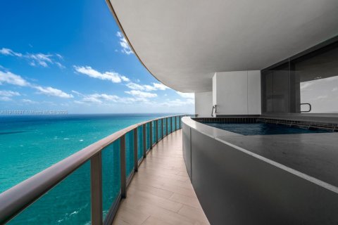 Copropriété à vendre à Sunny Isles Beach, Floride: 3 chambres, 330.27 m2 № 1972577 - photo 22
