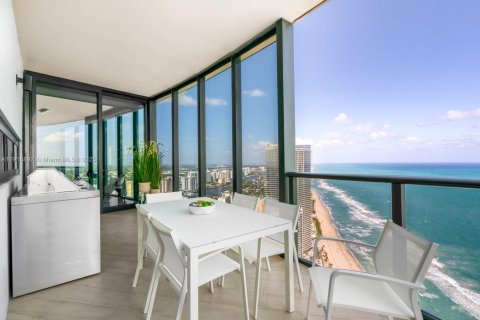Copropriété à vendre à Sunny Isles Beach, Floride: 3 chambres, 330.27 m2 № 1972577 - photo 21