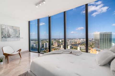Copropriété à vendre à Sunny Isles Beach, Floride: 3 chambres, 330.27 m2 № 1972577 - photo 18