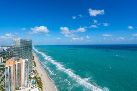 Copropriété à vendre à Sunny Isles Beach, Floride: 3 chambres, 330.27 m2 № 1972577 - photo 24