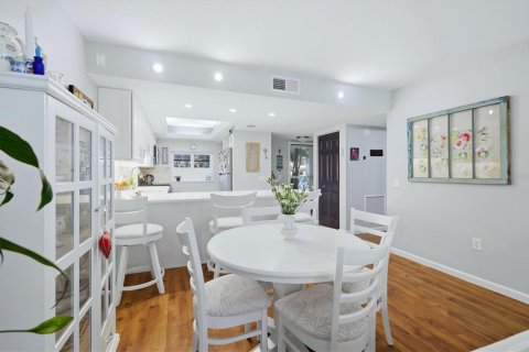 Copropriété à vendre à Sarasota, Floride: 2 chambres, 95.41 m2 № 2119735 - photo 10