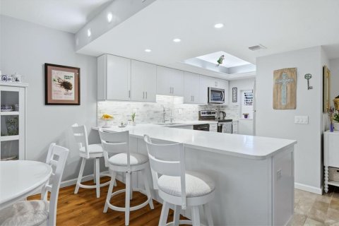 Copropriété à vendre à Sarasota, Floride: 2 chambres, 95.41 m2 № 2119735 - photo 7