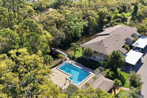 Condo à Sarasota, Floride, 2 chambres  № 2119735